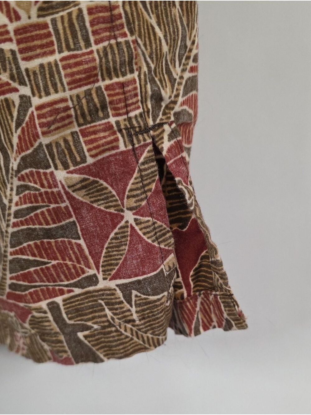 Cooke Street Honolulu Reverse Print Red & Brown Floral Geometric Shirt, Size XL - Picture 5 of 8